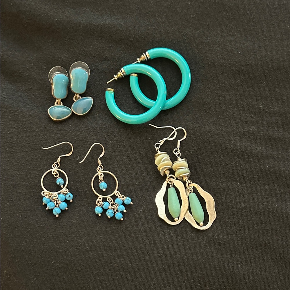 Elegant Turquoise Earring Set